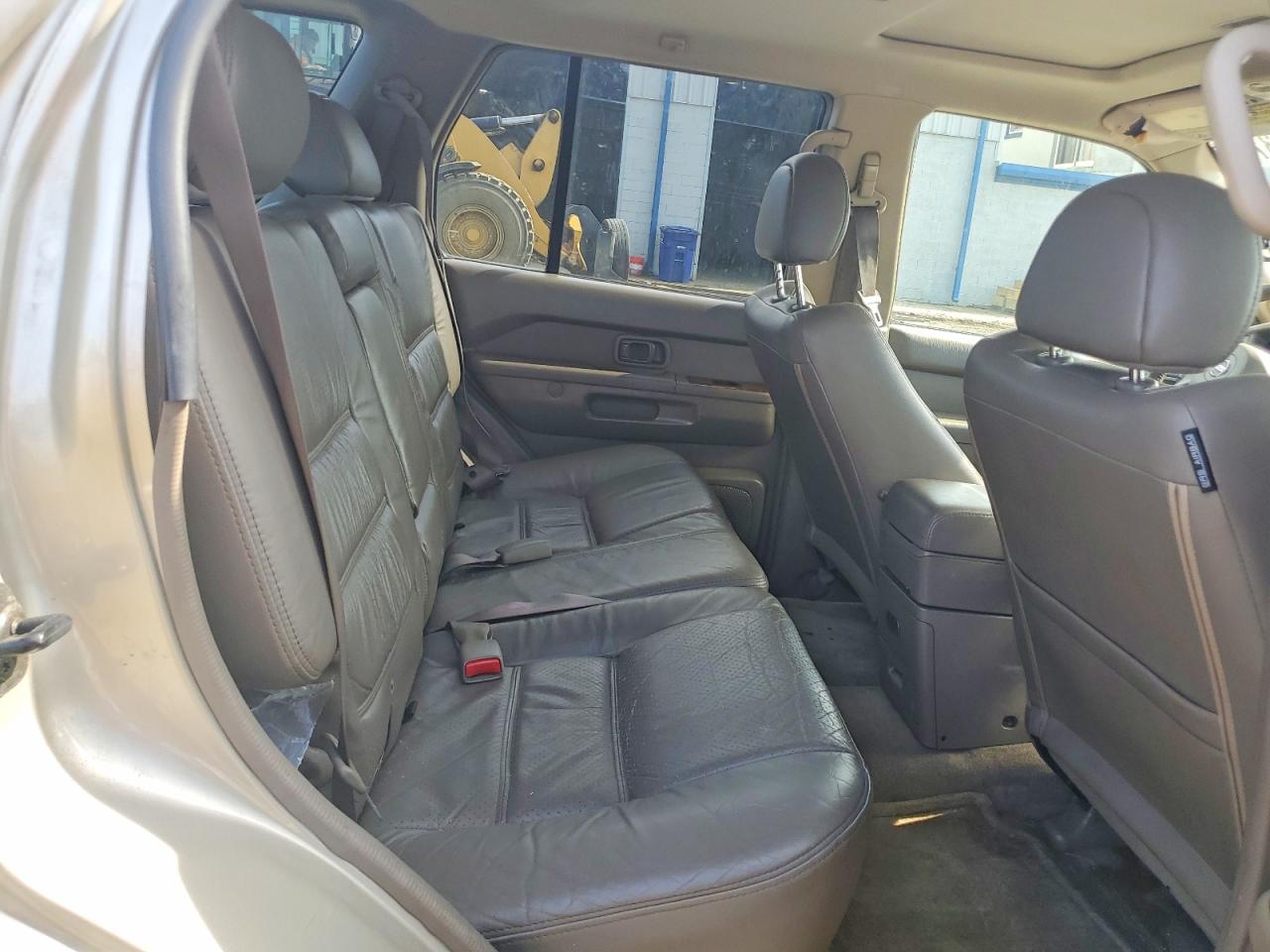 NISSAN PATHFINDER 2003 — 12