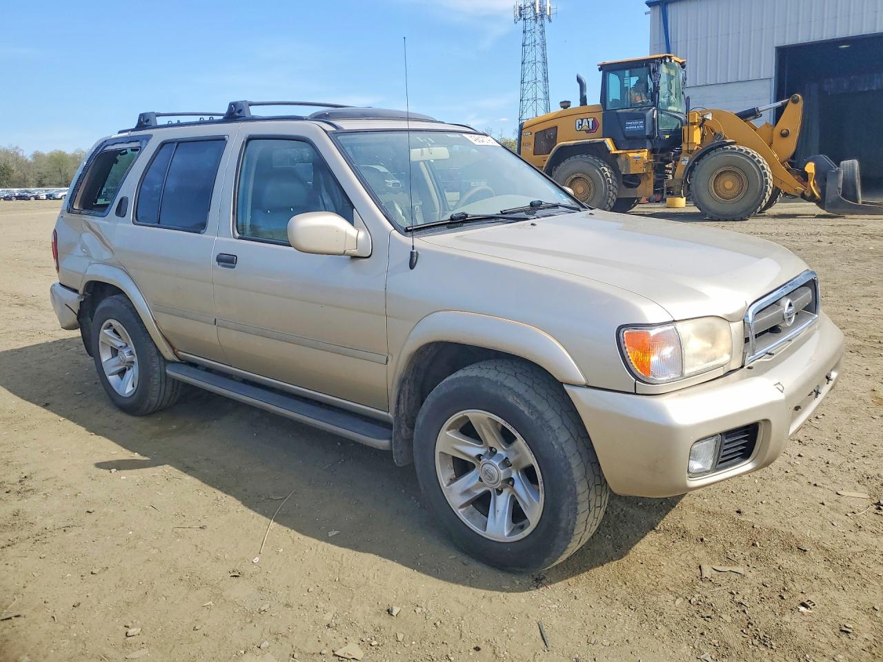 NISSAN PATHFINDER 2003 — 5