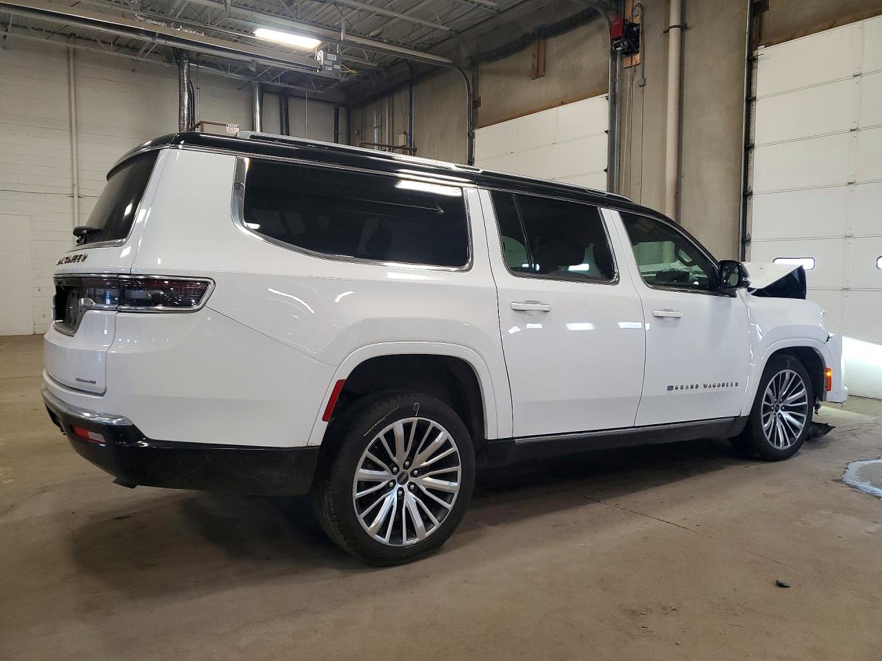 JEEP GRAND WAGONEER 2024 — 4