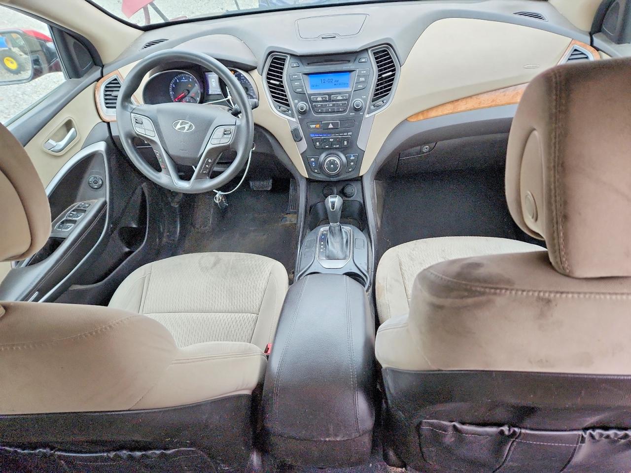 HYUNDAI SANTA FE SPORT 2014 — 9