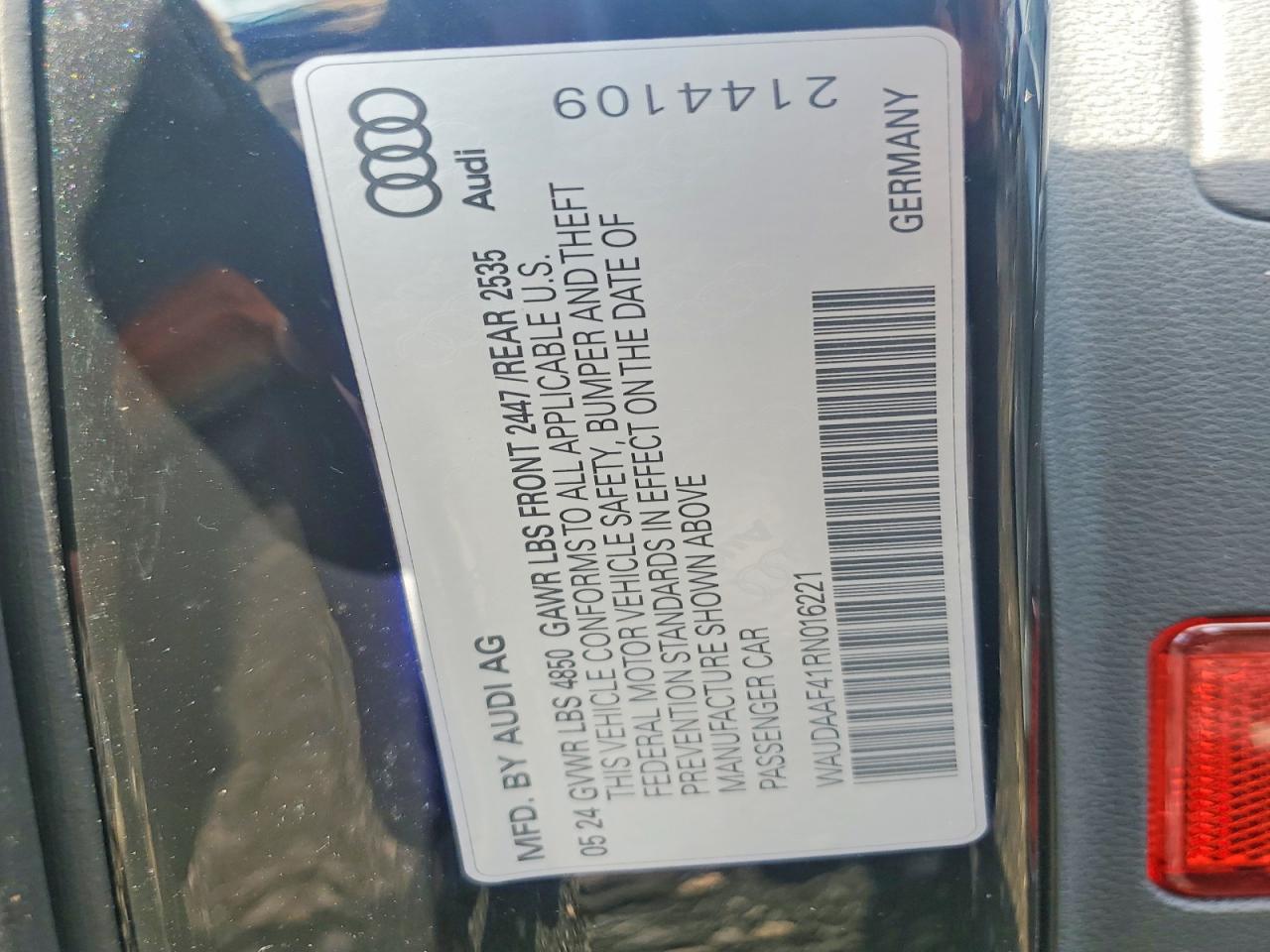 AUDI A4 2024 — 13