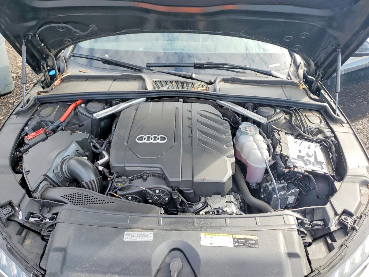 AUDI A4 2024 — 12