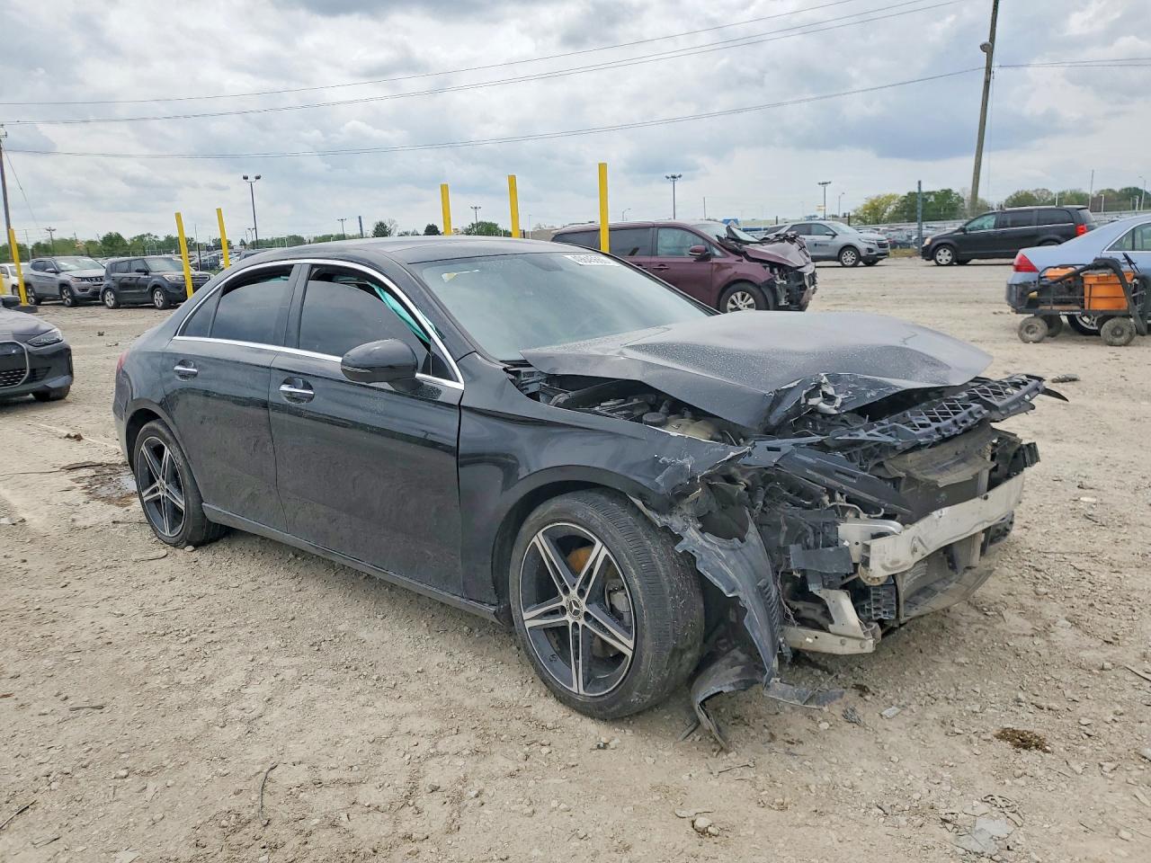2021 MERCEDES-BENZ A 220