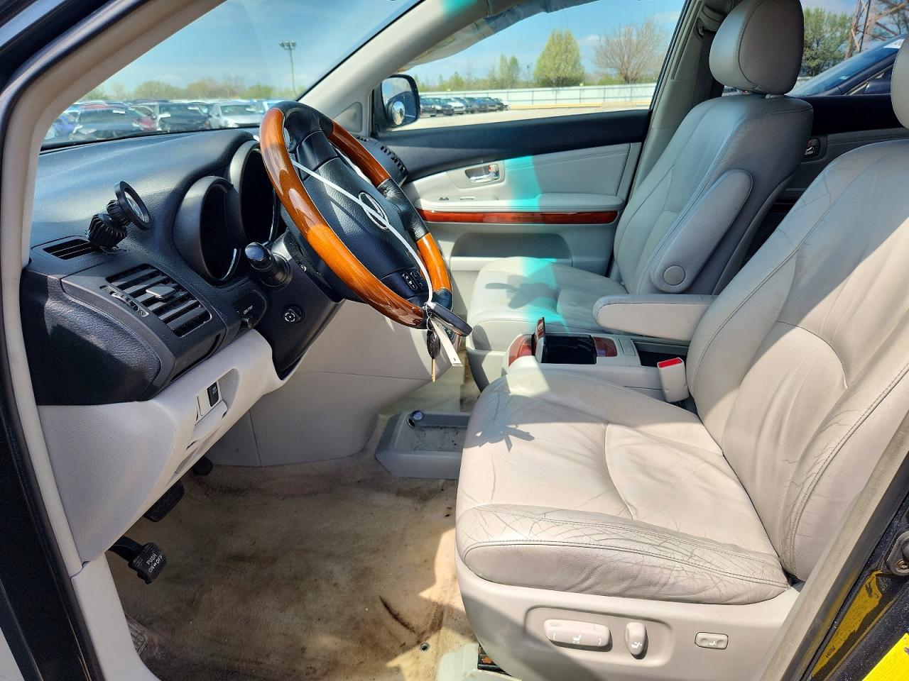 LEXUS RX 2004 — 8