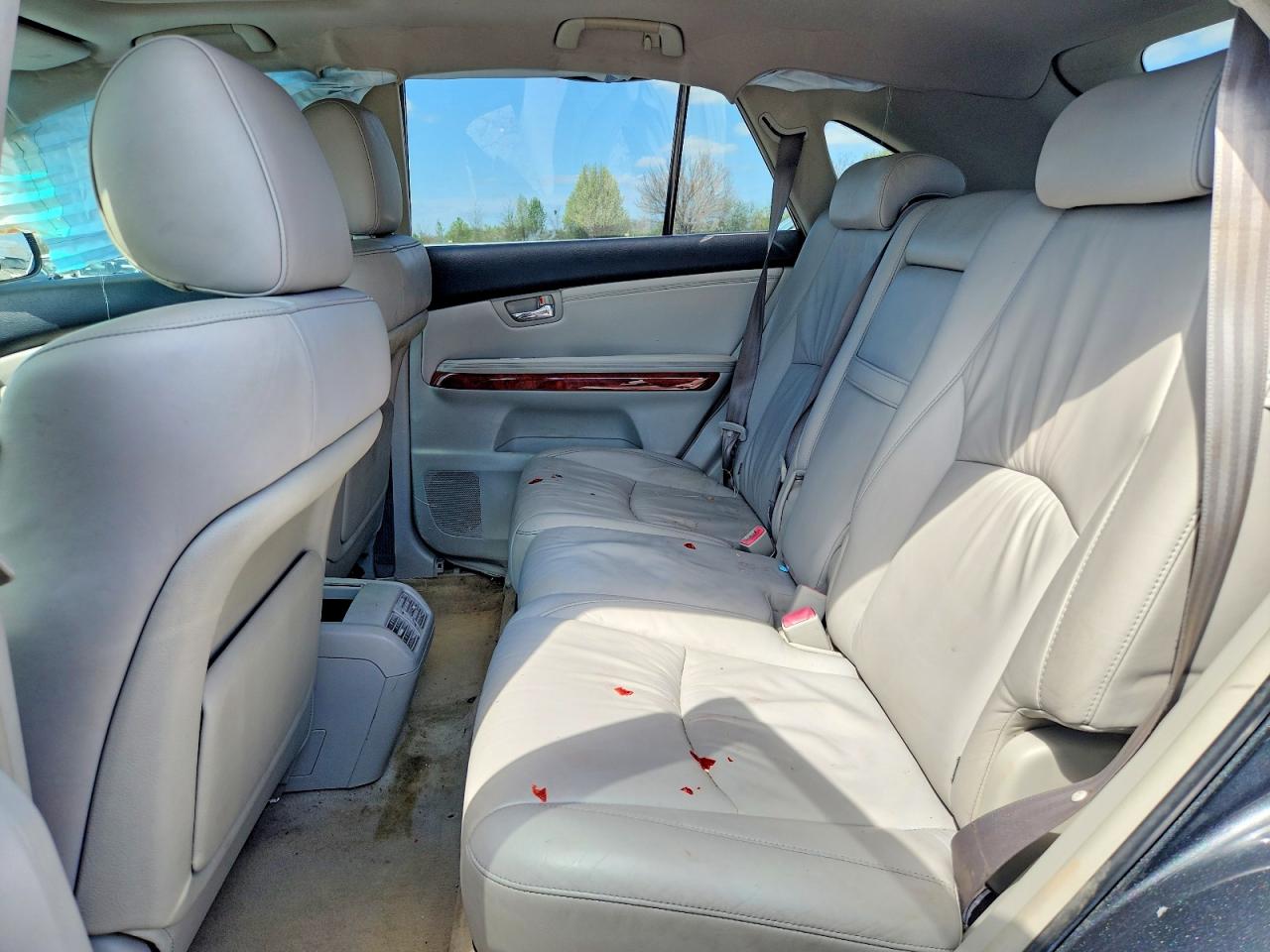 LEXUS RX 2004 — 11