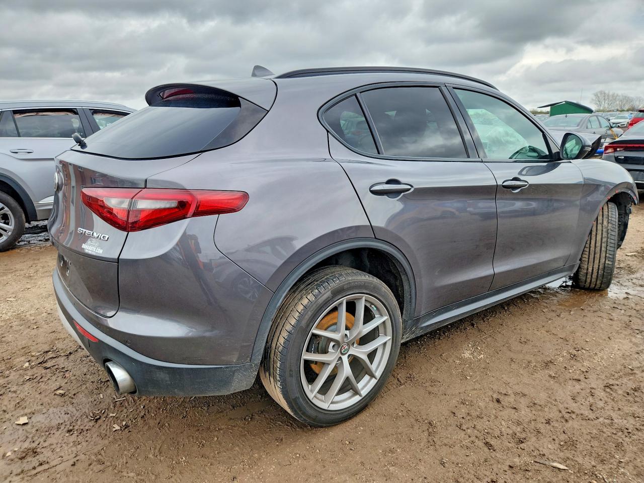 ALFA ROMEO STELVIO 2018 — 4