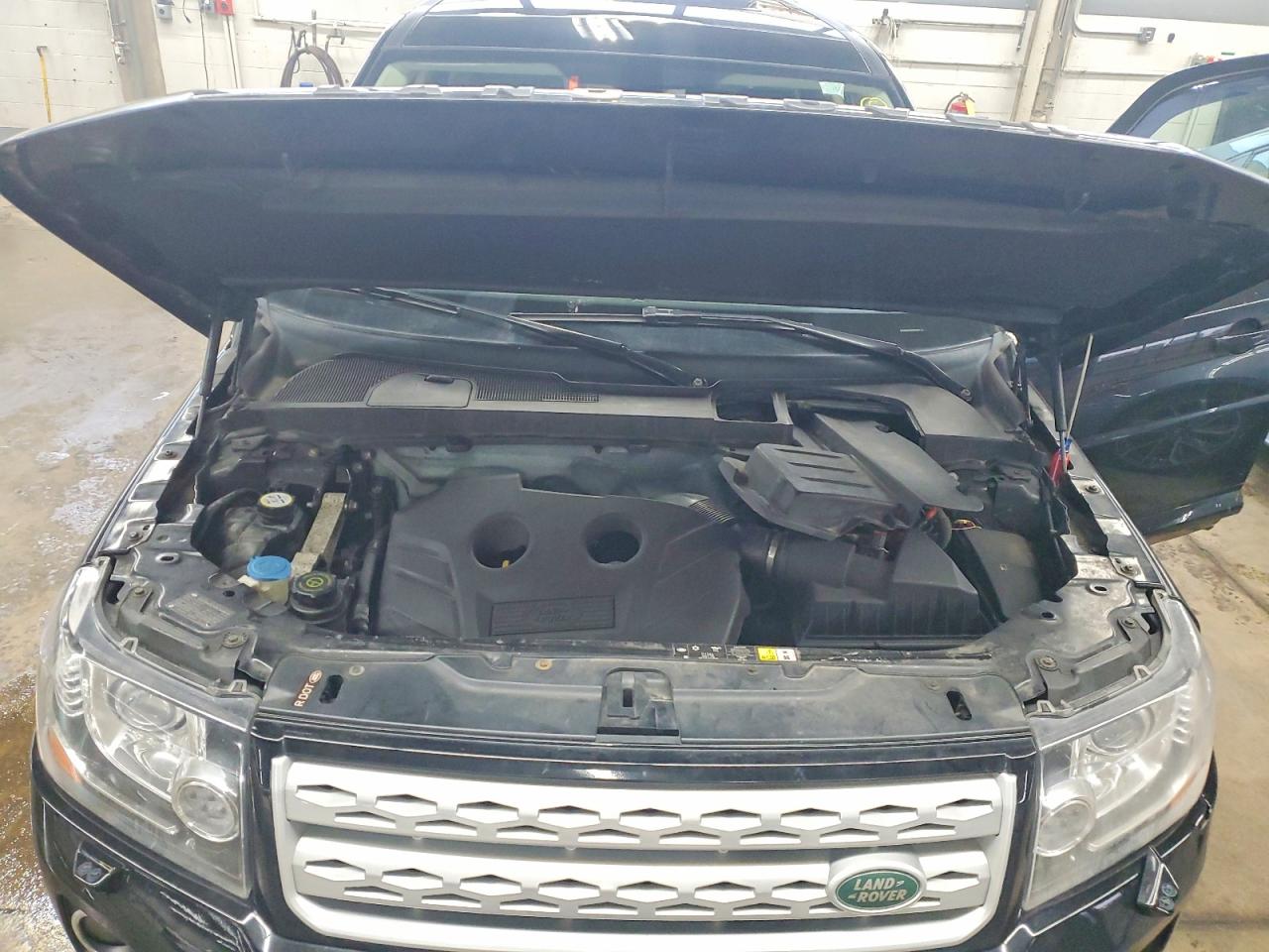LAND ROVER LR2 2014 — 12