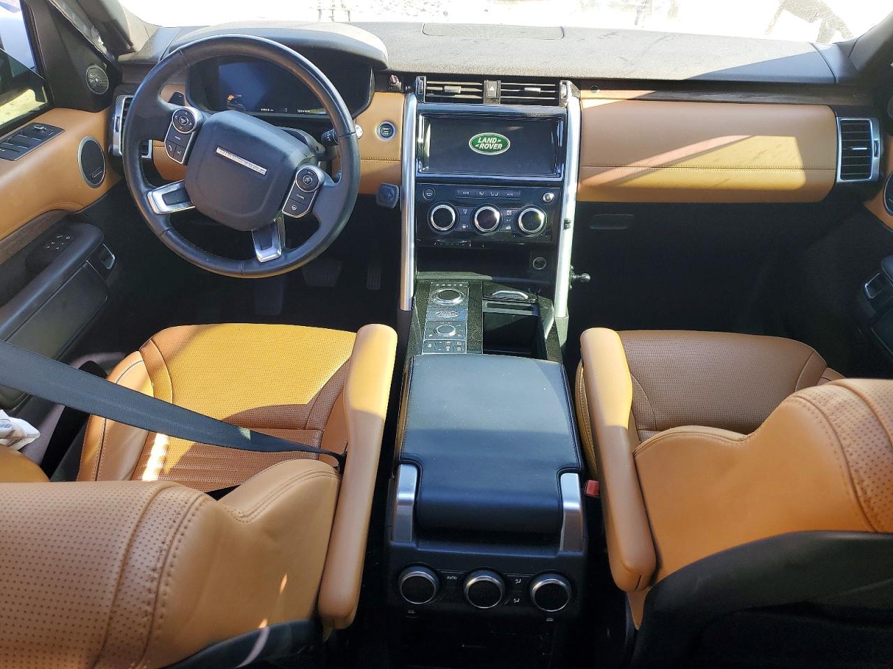 LAND ROVER DISCOVERY 2018 — 9