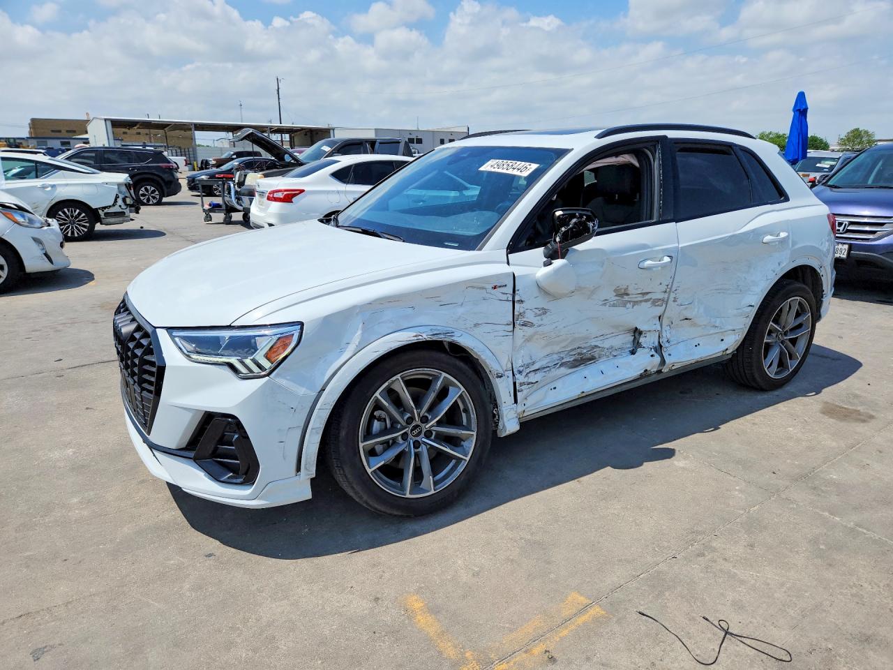 AUDI Q3 2024 — 2