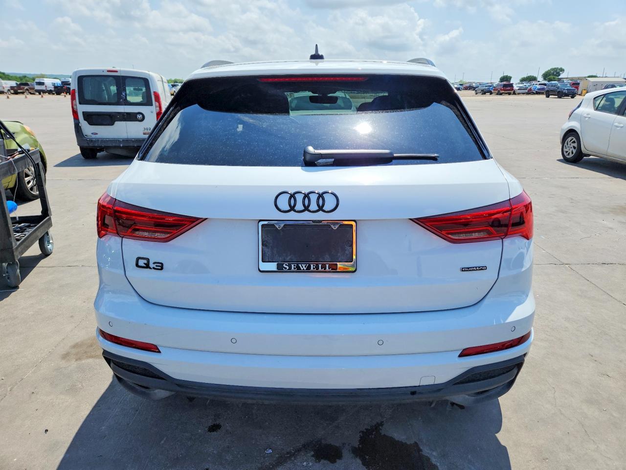 AUDI Q3 2024 — 7