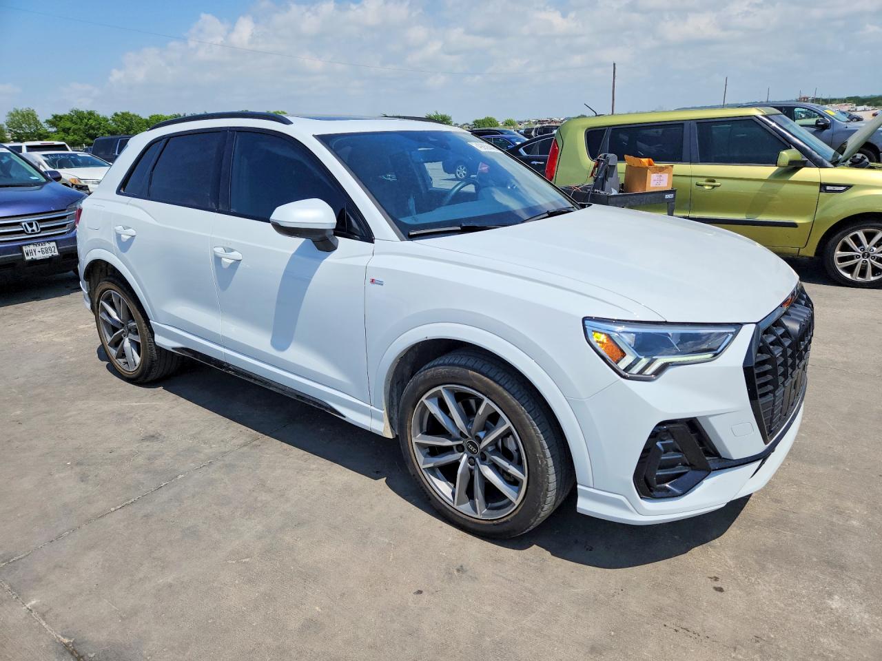 AUDI Q3 2024 — 5
