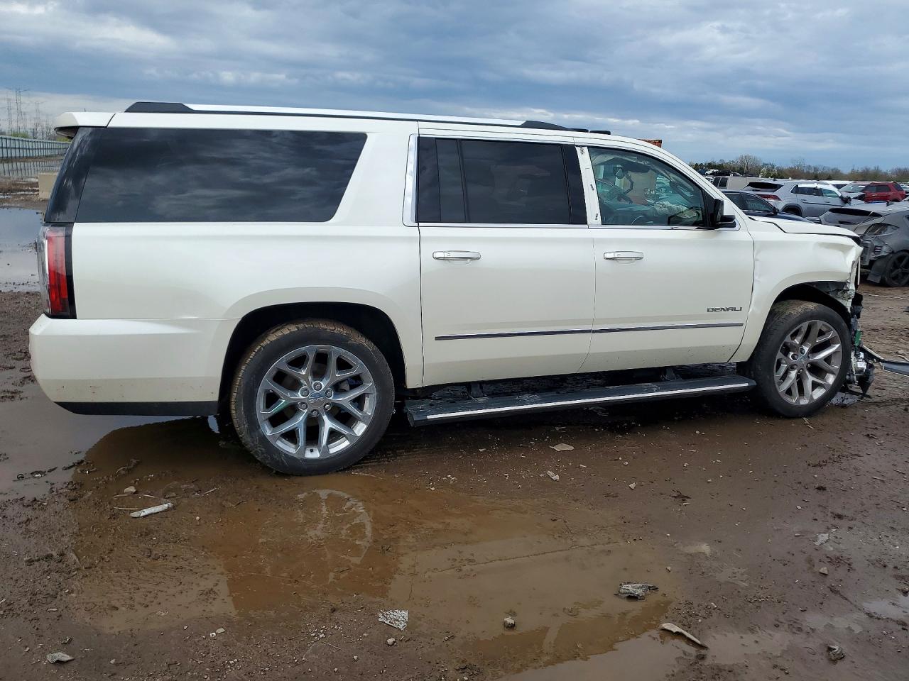 GMC YUKON XL 2015 — 4