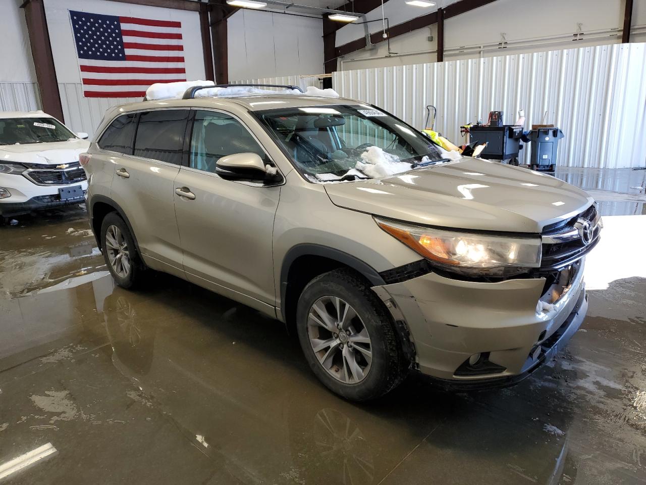 2015 TOYOTA HIGHLANDER LE
