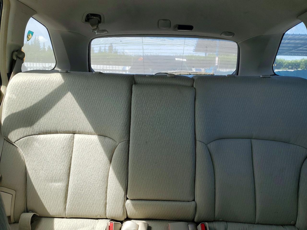 SUBARU OUTBACK 2010 — 11