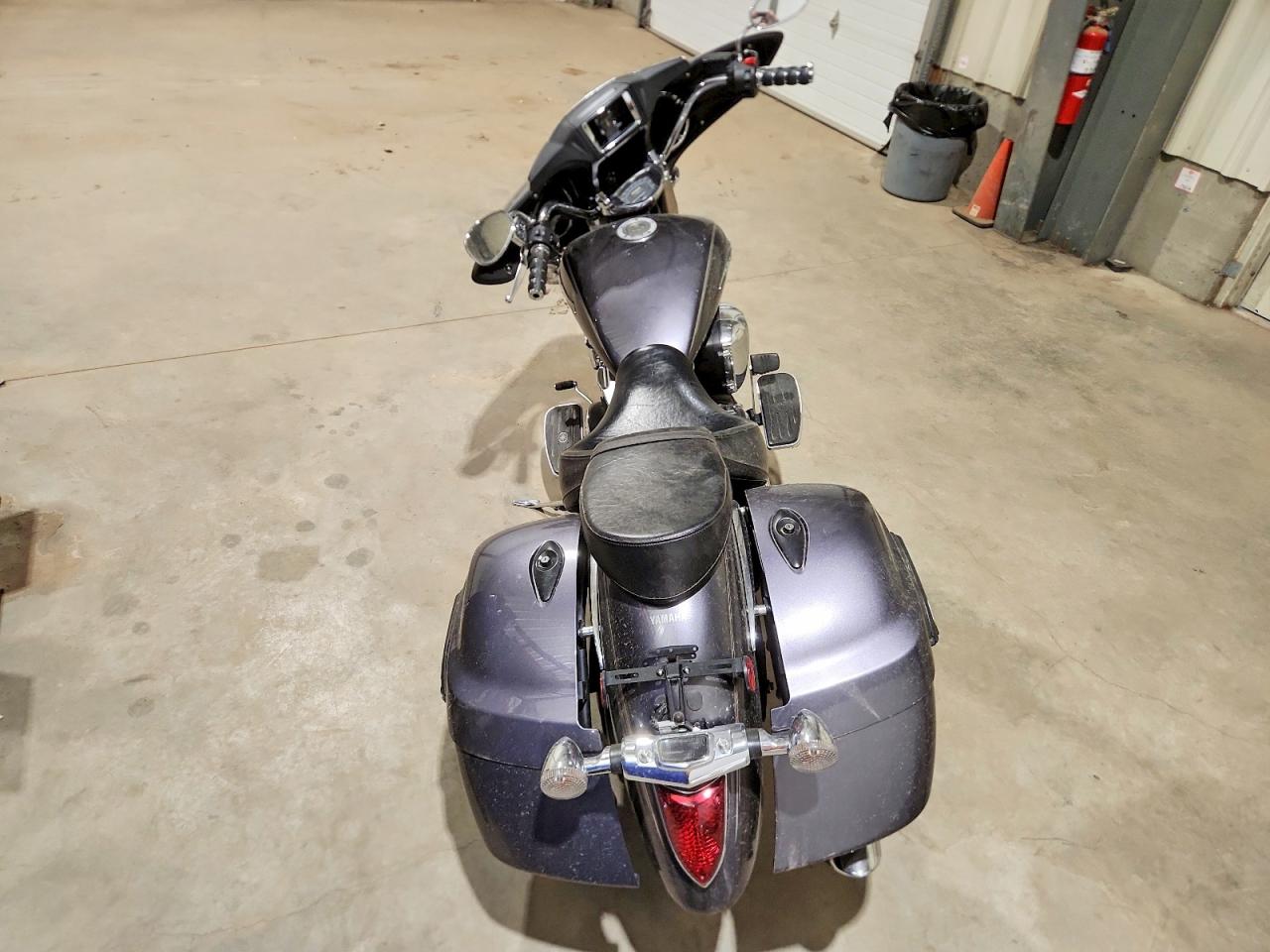 YAMAHA XVS1300 2014 — 7