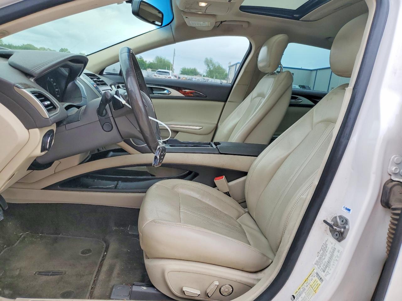 LINCOLN MKZ 2016 — 8