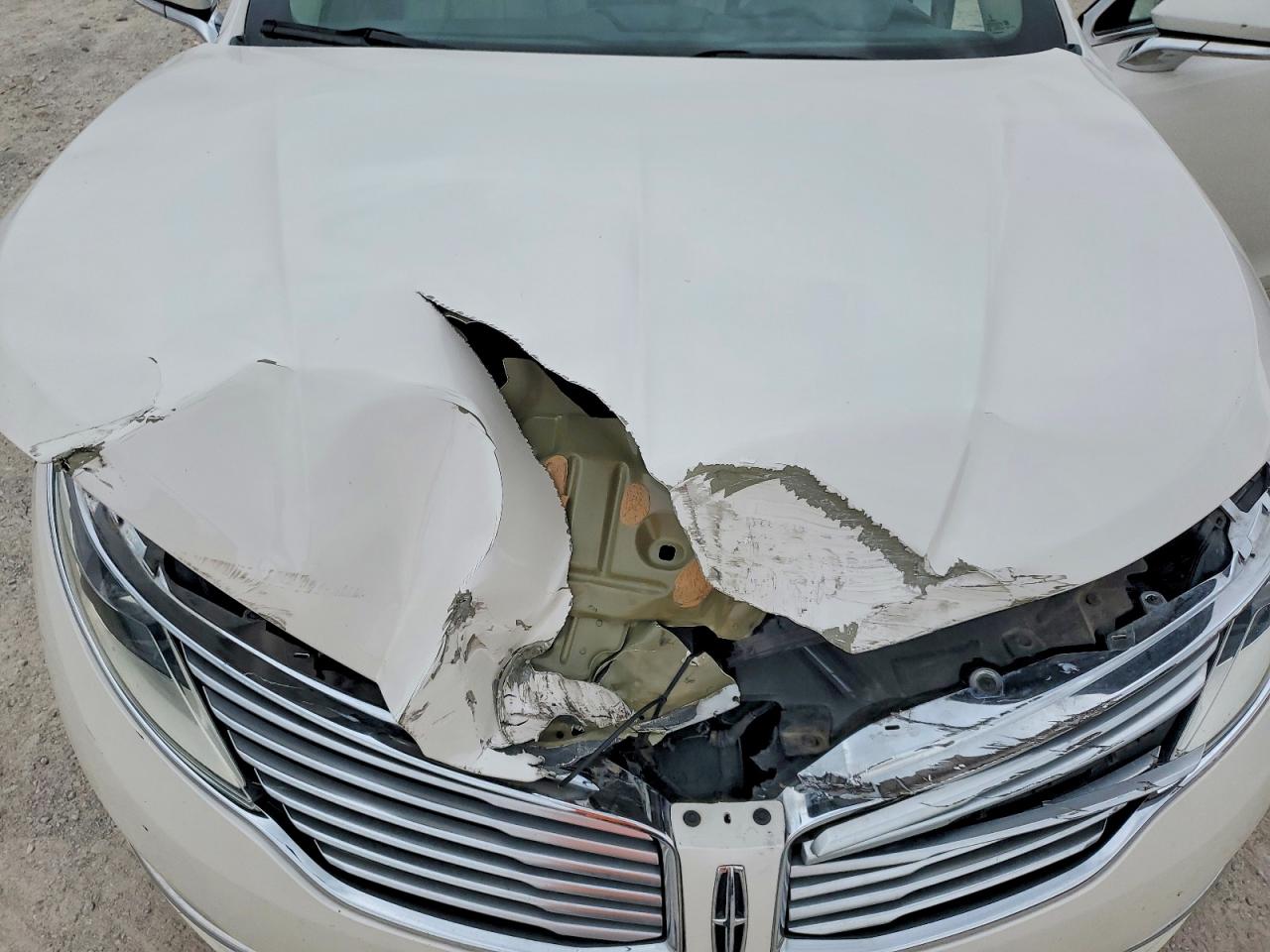 LINCOLN MKZ 2016 — 12