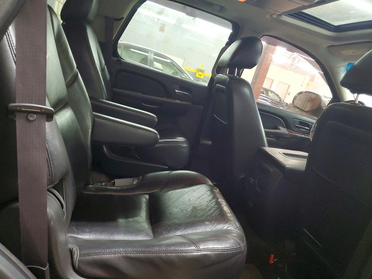 CHEVROLET TAHOE 2013 — 12
