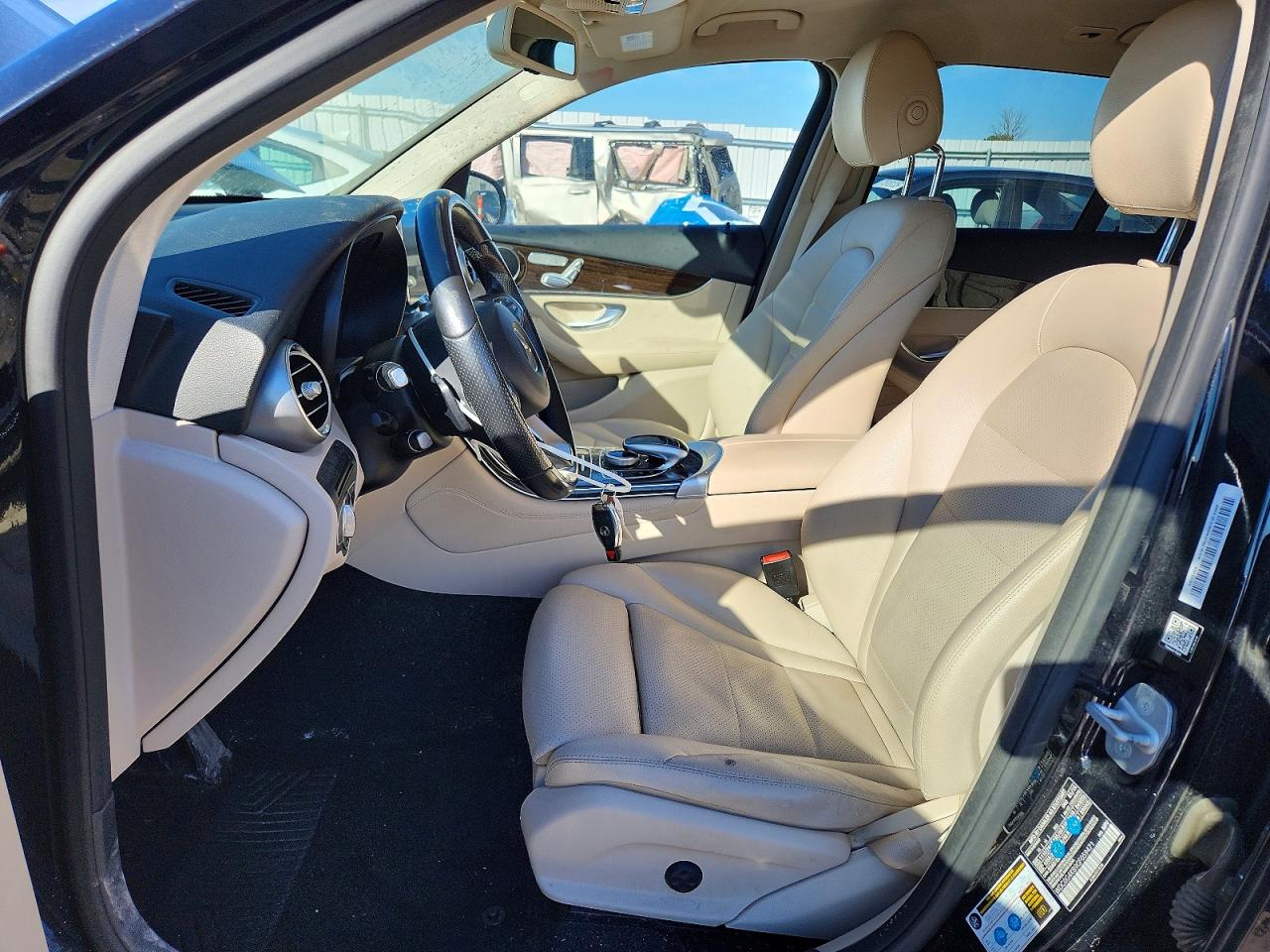MERCEDES-BENZ GLC 2016 — 8