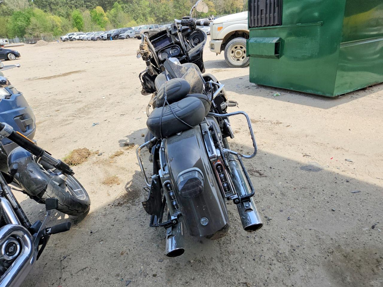 HARLEY-DAVIDSON FLTRK 2020 — 5