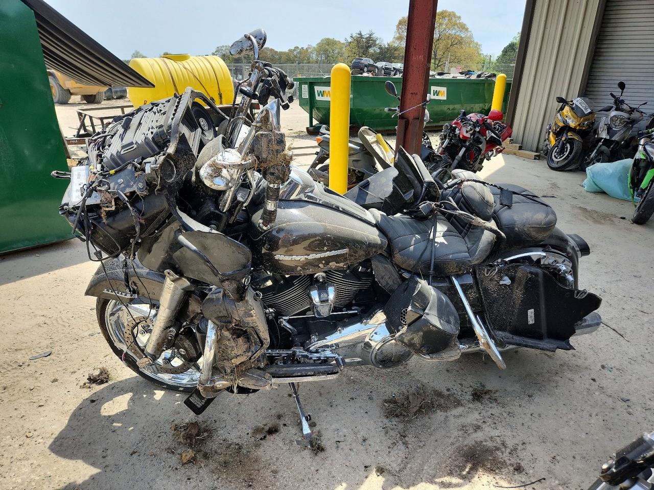 HARLEY-DAVIDSON FLTRK 2020 — 4