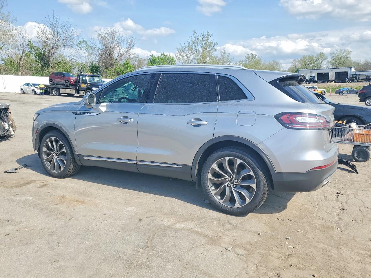 LINCOLN NAUTILUS 2021 — 3