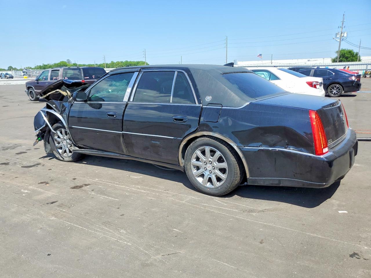 CADILLAC DTS 2009 — 3