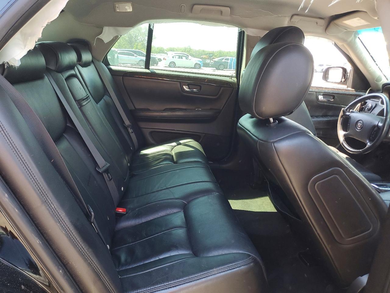 CADILLAC DTS 2009 — 11