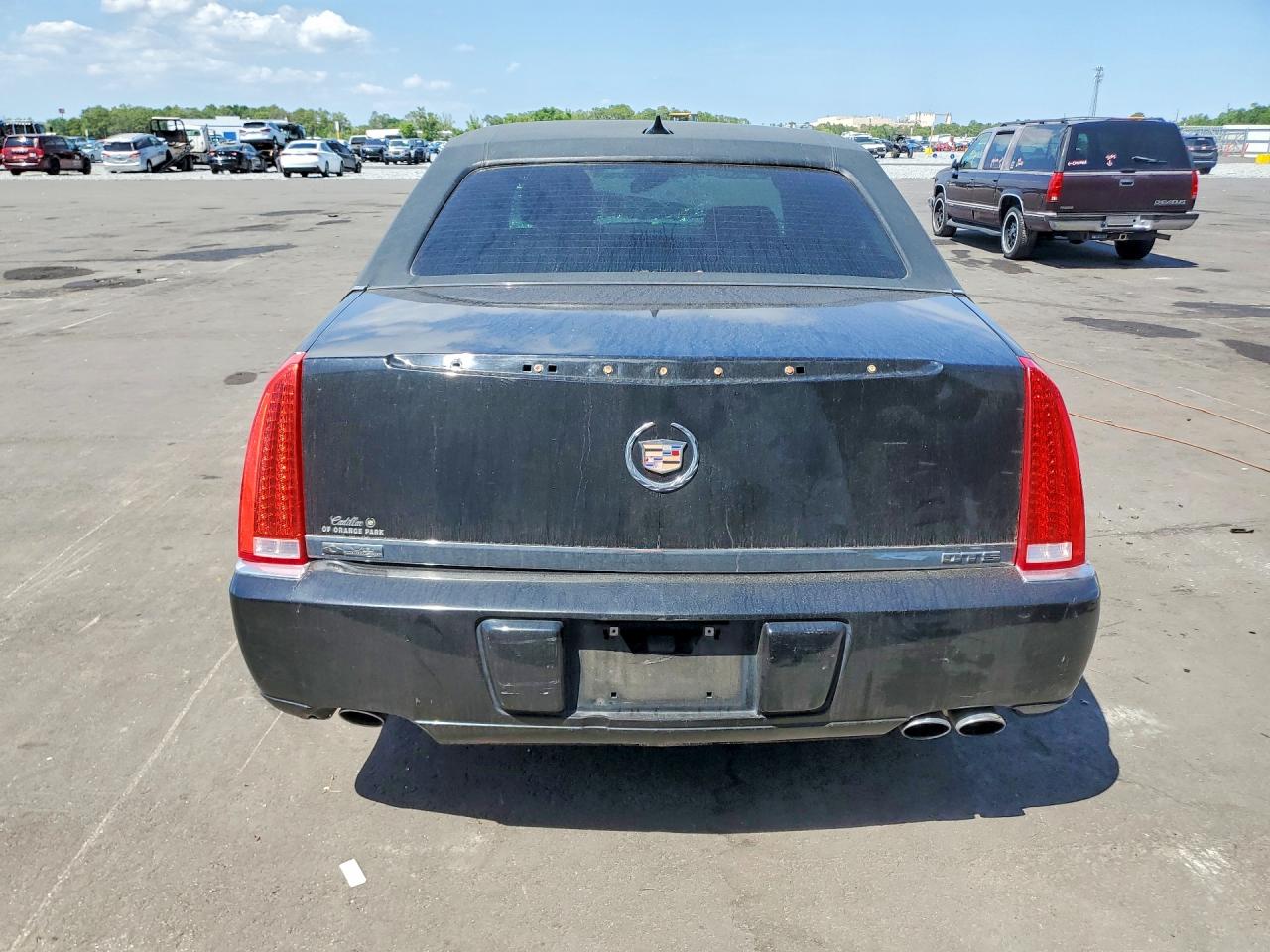 CADILLAC DTS 2009 — 7