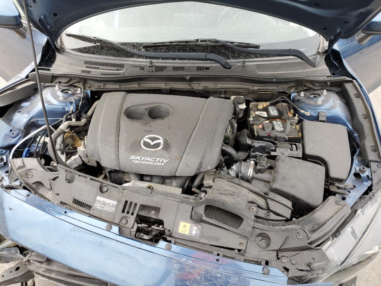 MAZDA 3 2018 — 12