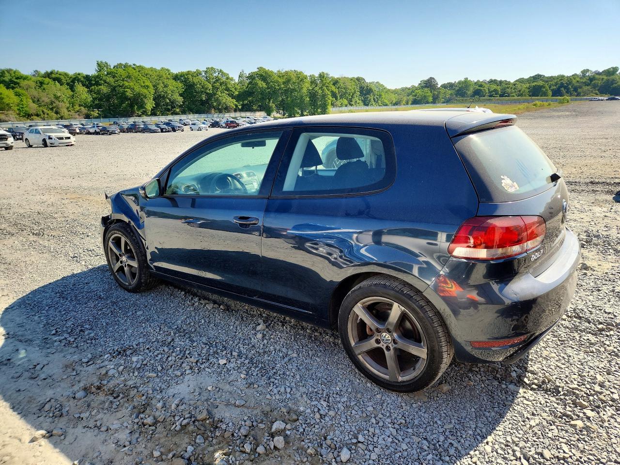 VOLKSWAGEN GOLF 2010 — 3