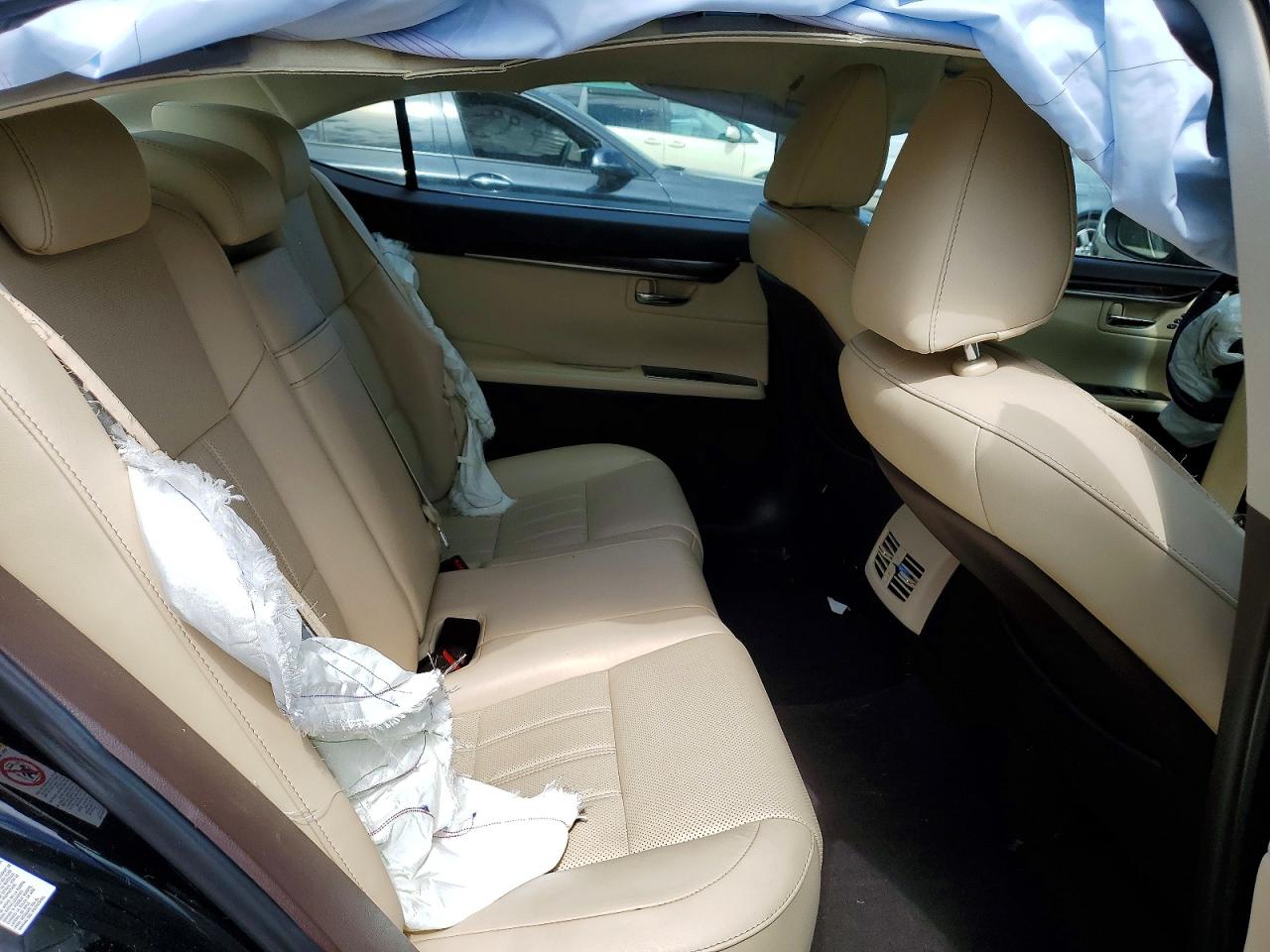 LEXUS ES 2017 — 11
