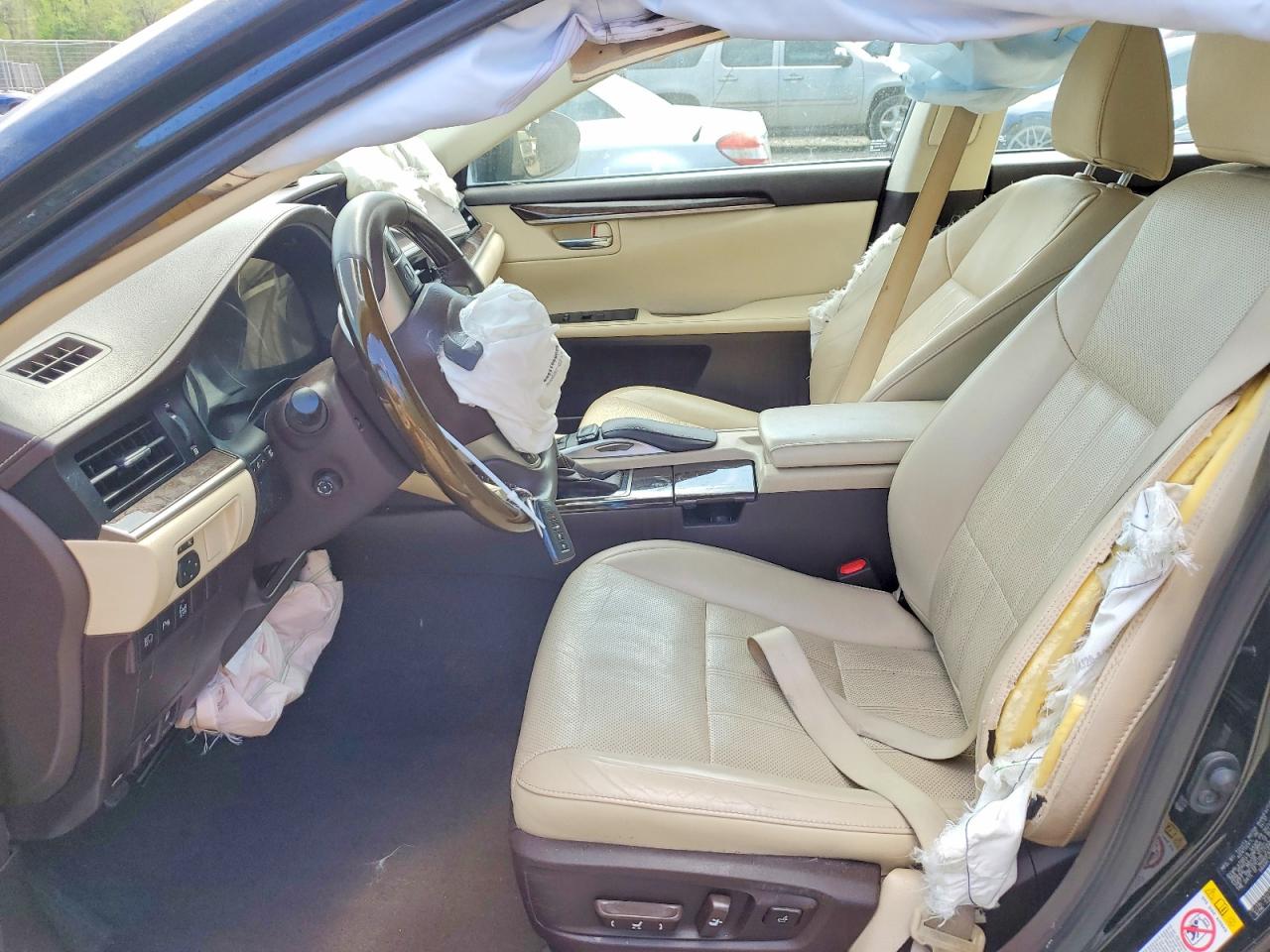 LEXUS ES 2017 — 8