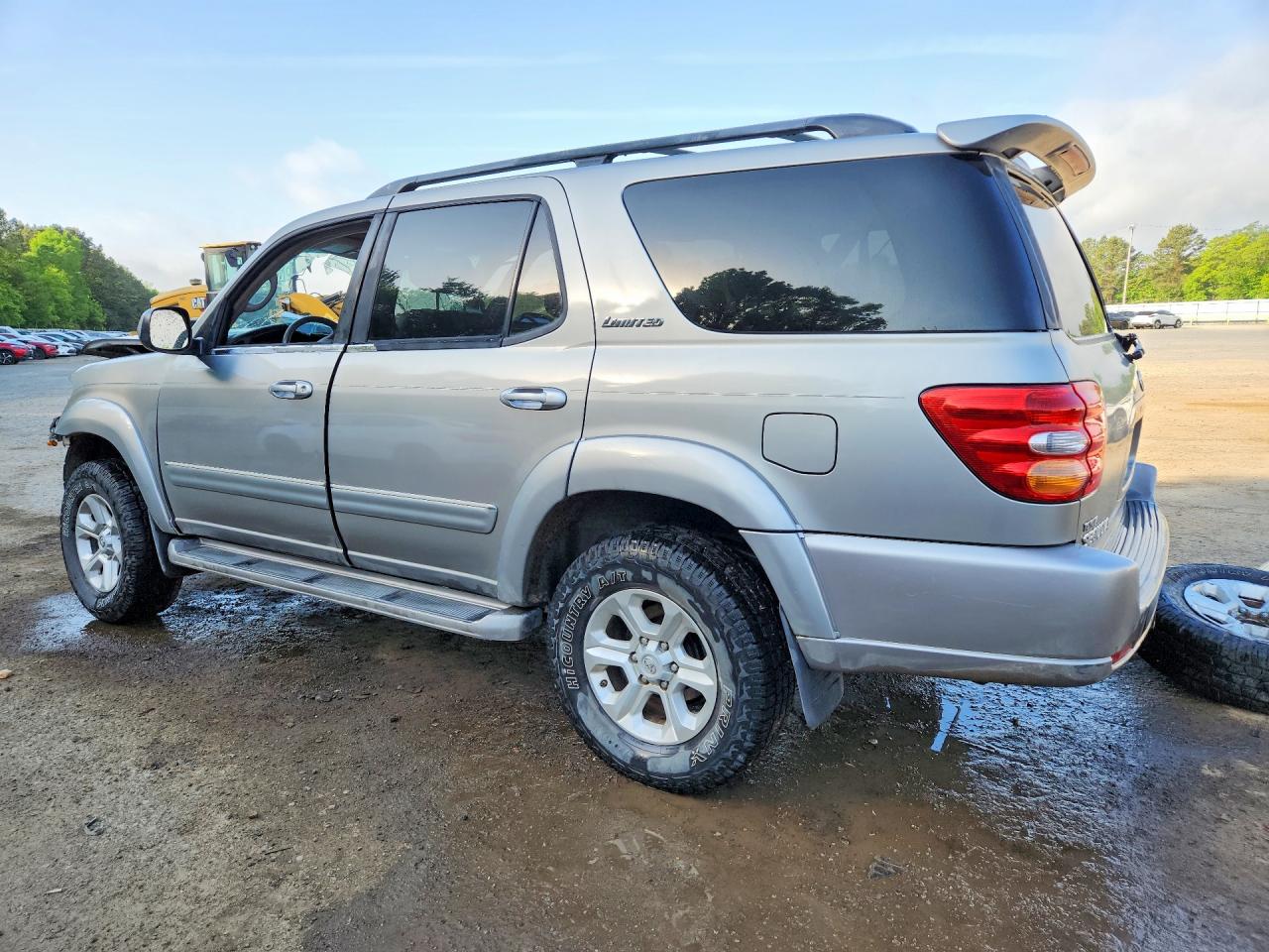 TOYOTA SEQUOIA 2004 — 3