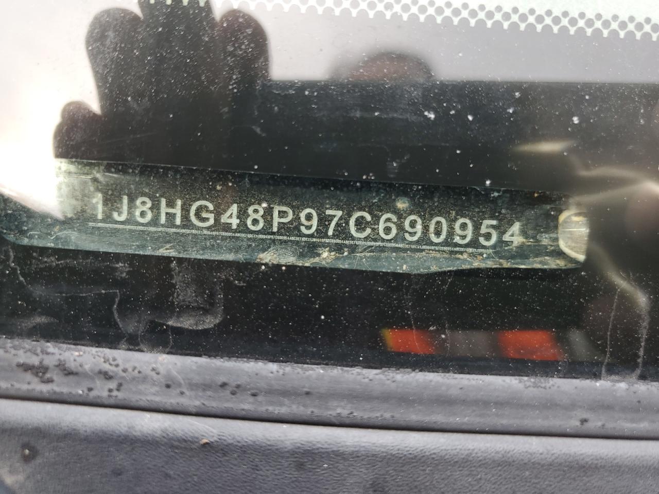 JEEP COMMANDER 2007 — 14