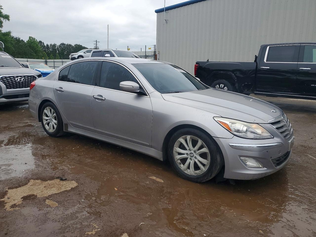 2013 HYUNDAI GENESIS 3.8L