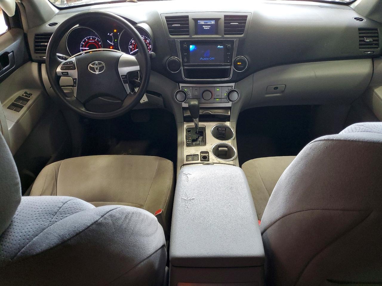 TOYOTA HIGHLANDER 2013 — 9