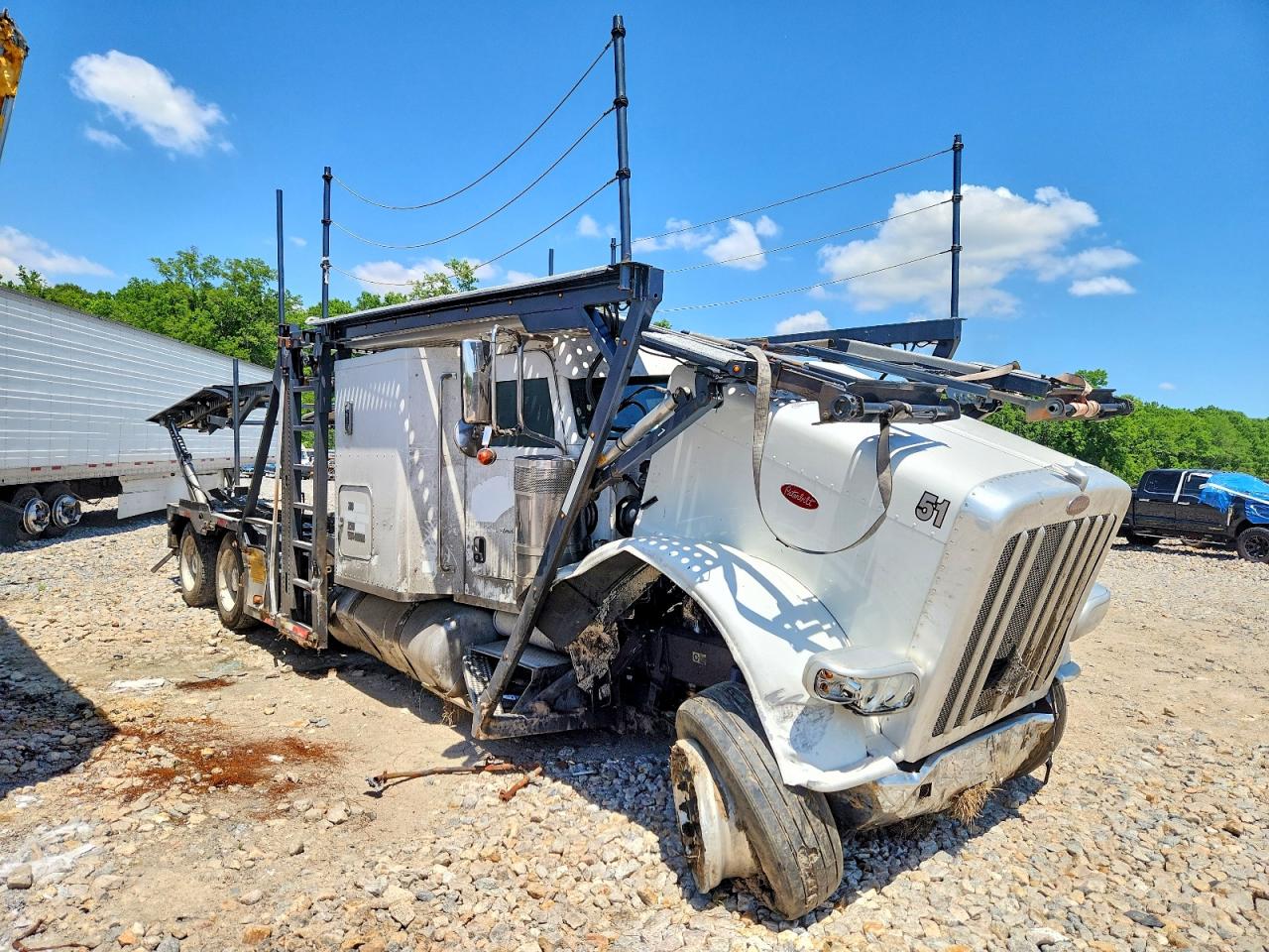 2020 PETERBILT 389