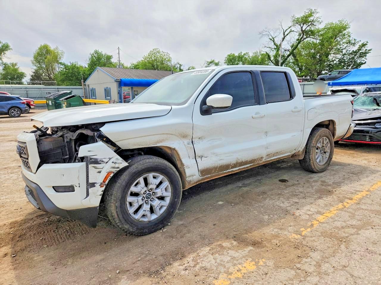 NISSAN FRONTIER 2022 — 2