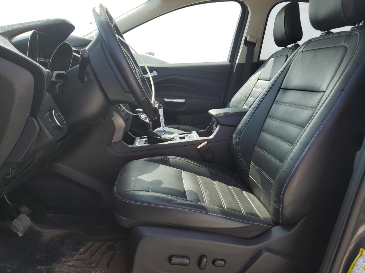 FORD ESCAPE 2018 — 8