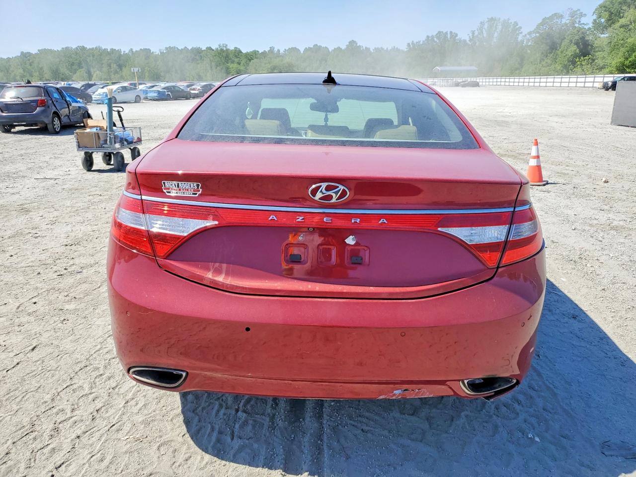 HYUNDAI AZERA 2013 — 7