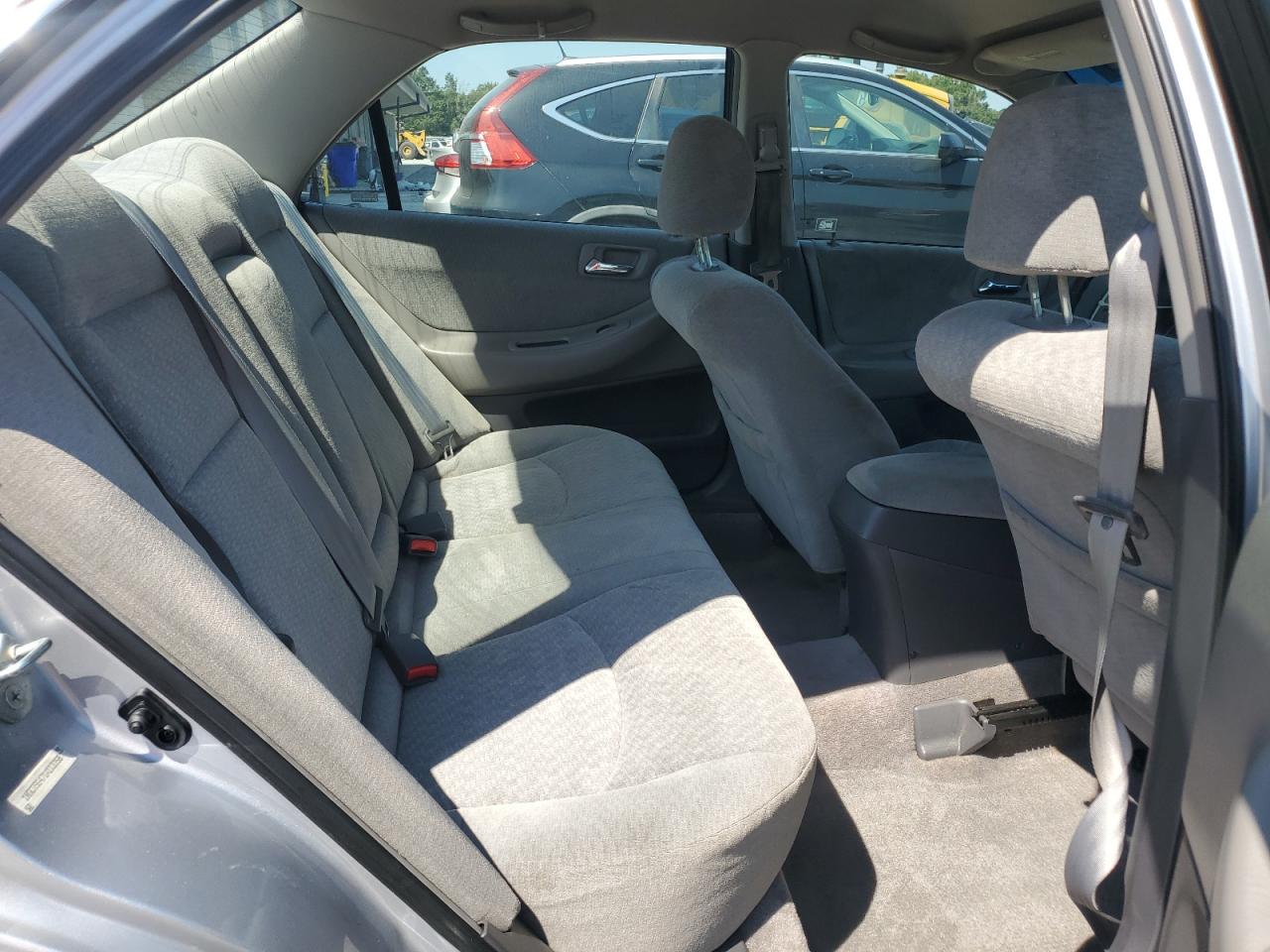 HONDA ACCORD 2001 — 11