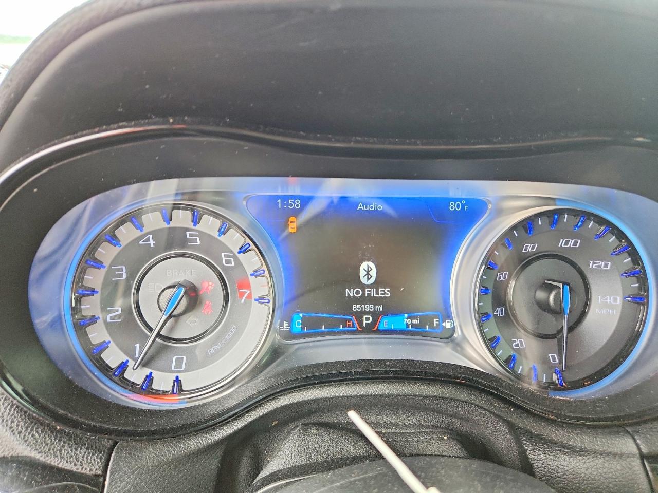 CHRYSLER 300 2020 — 10