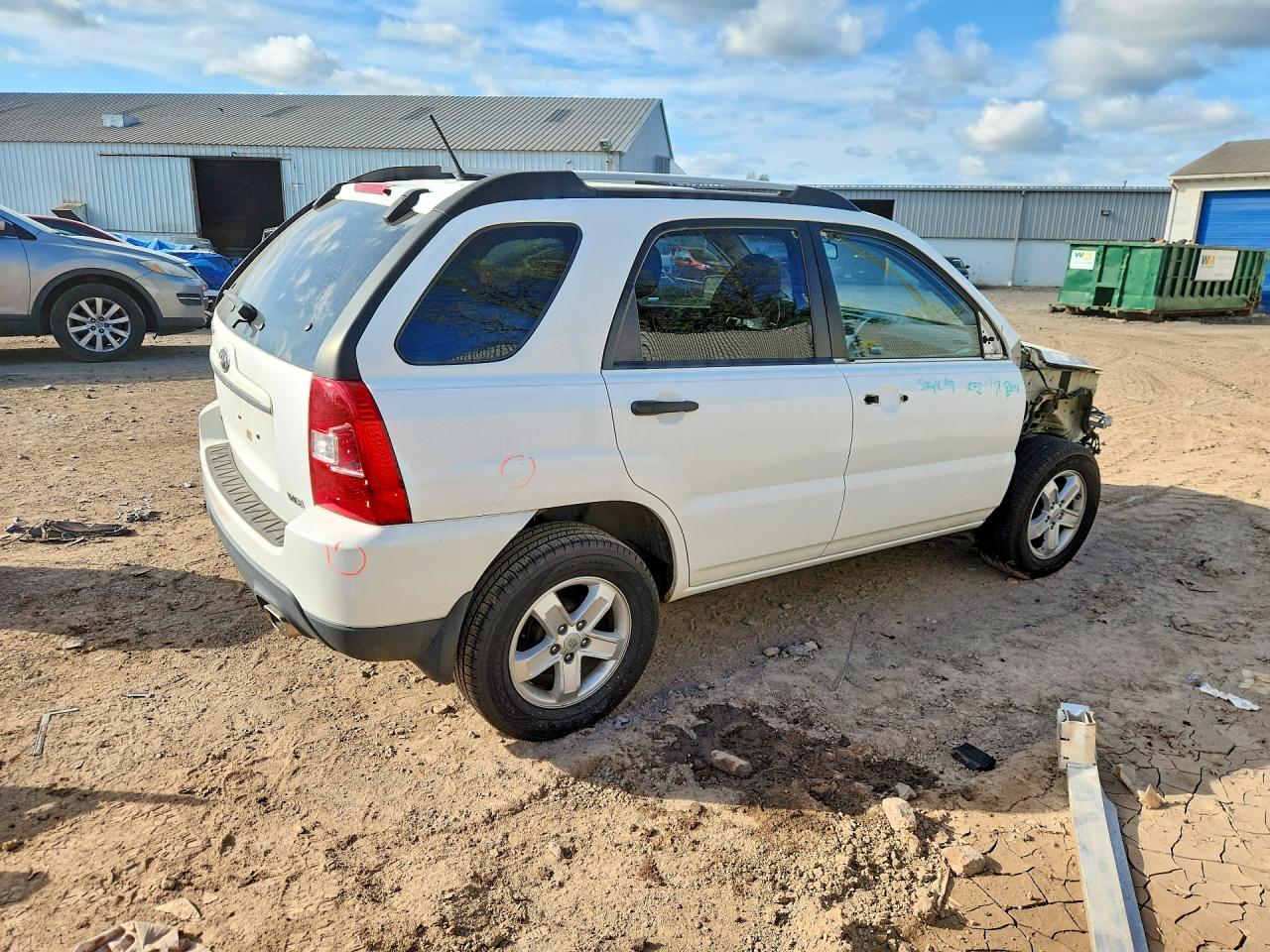 KIA SPORTAGE 2010 — 4