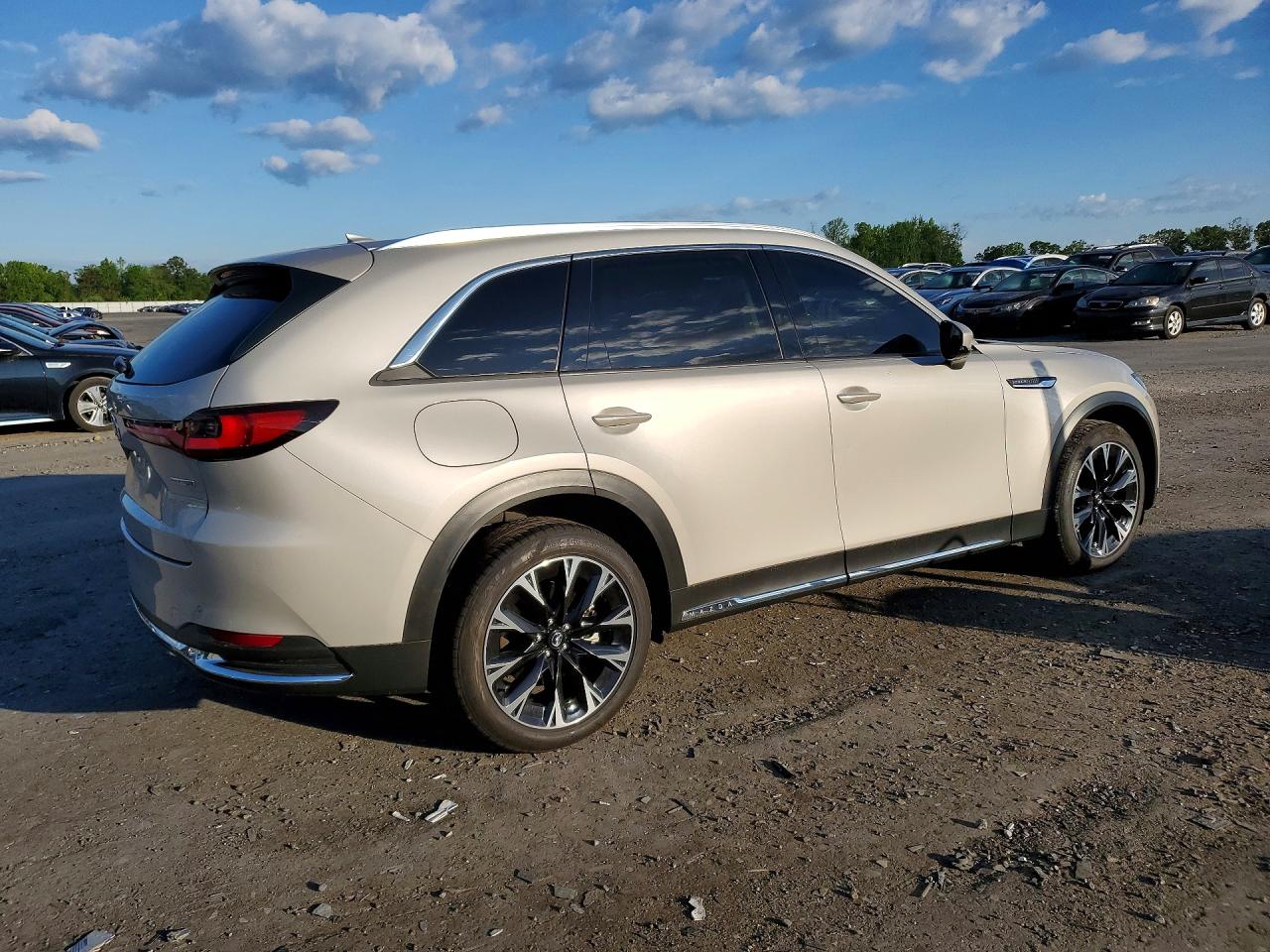 MAZDA CX-90 2024 — 4
