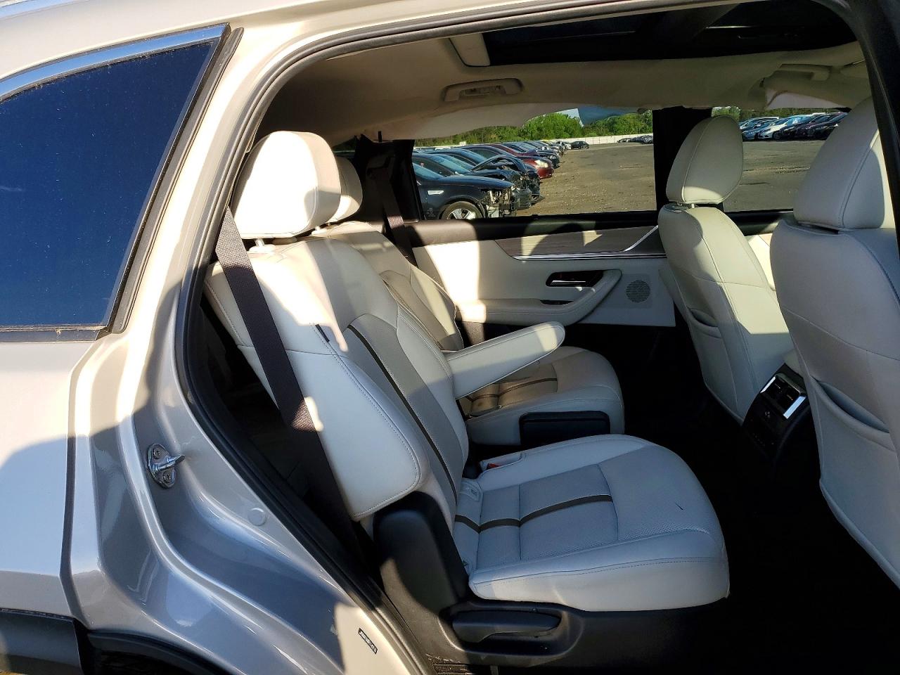 MAZDA CX-90 2024 — 12