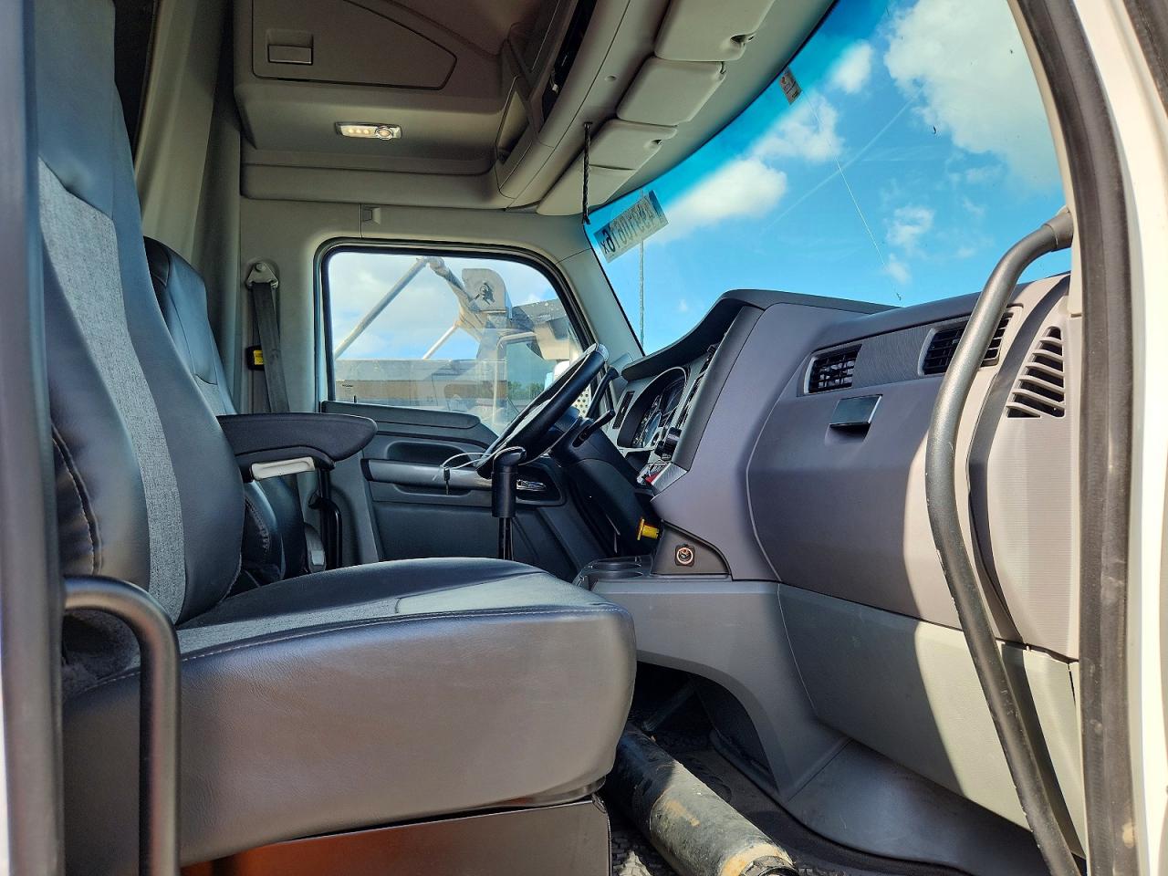 KENWORTH T680 2015 — 6