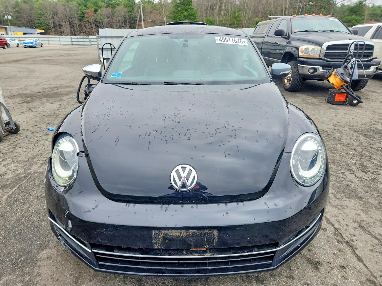 VOLKSWAGEN BEETLE 2013 — 6