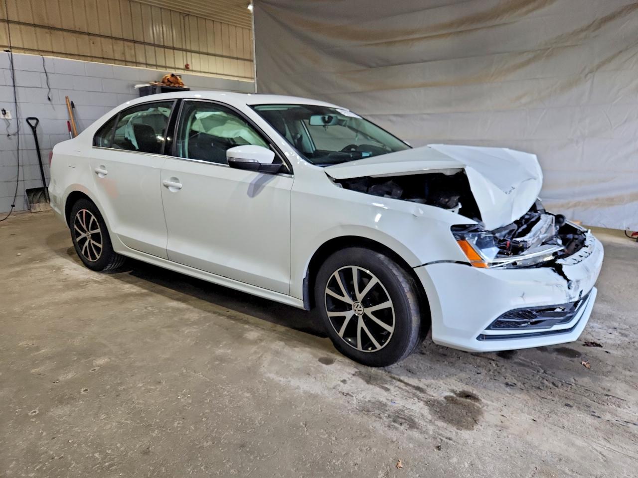 VOLKSWAGEN JETTA 2018 — 5