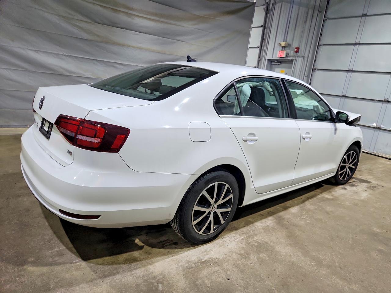 VOLKSWAGEN JETTA 2018 — 4